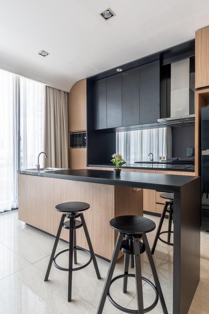 Upscale Suites Jakarta Buitenkant foto