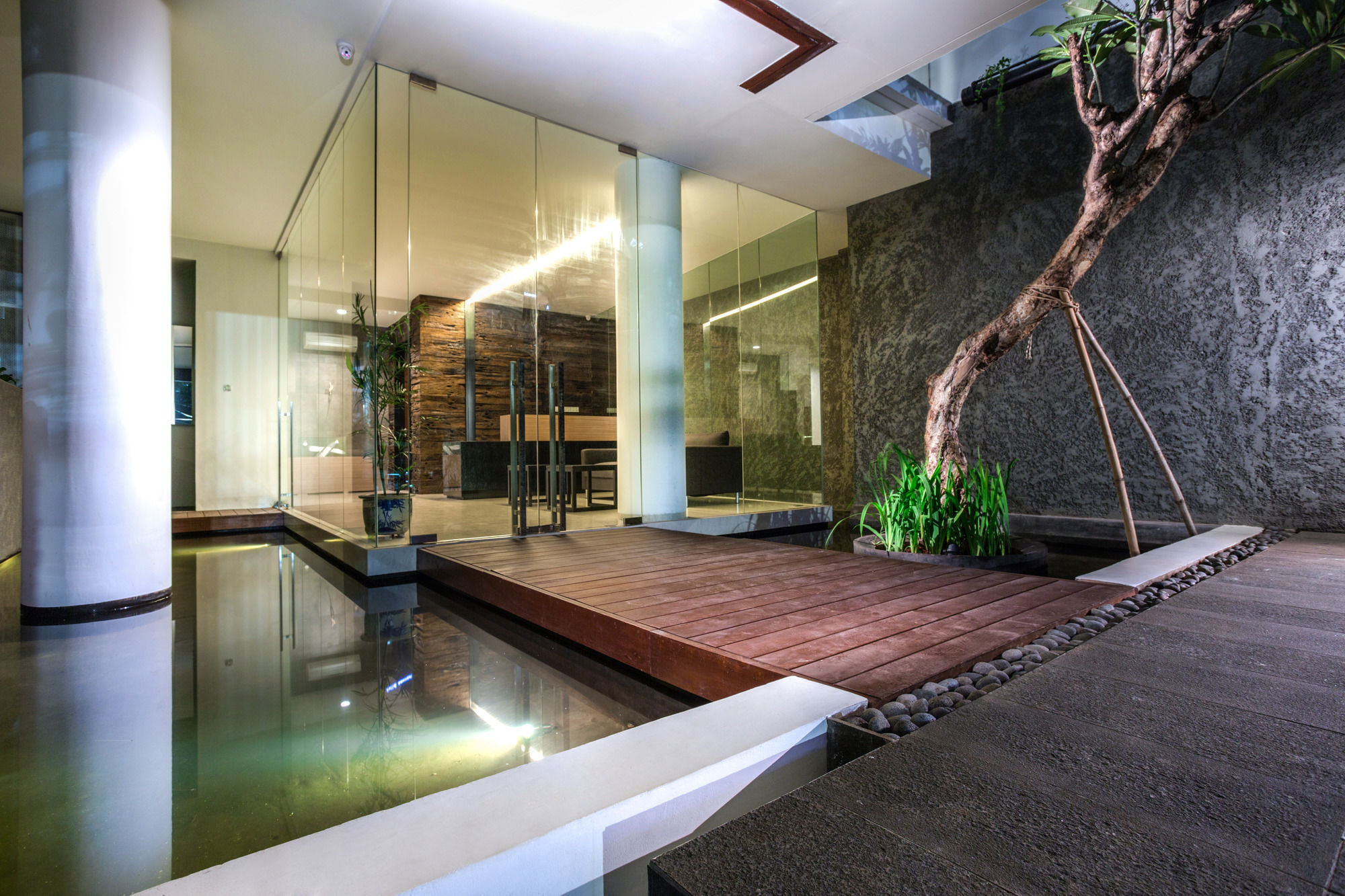 Upscale Suites Jakarta Buitenkant foto